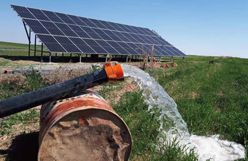 Projeto flutuante fotovoltaico e de armazenamento de viveiro de peixes no Brasil